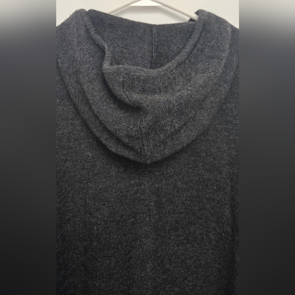 DKNY SZ L Essential 100% Wool Laine  Dark Charcoal Gray1/2 Zip-Up Hooded Sweater - Picture 6 of 12